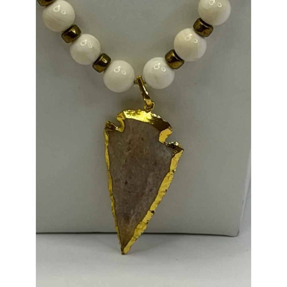 Bo Teak Gold Arrowhead Pendant‎ Leather Beaded Necklace Cream Tan Southwestern